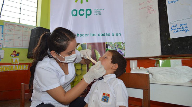 ACP realiza campañas de higiene y salud en I.E. de Pacanga