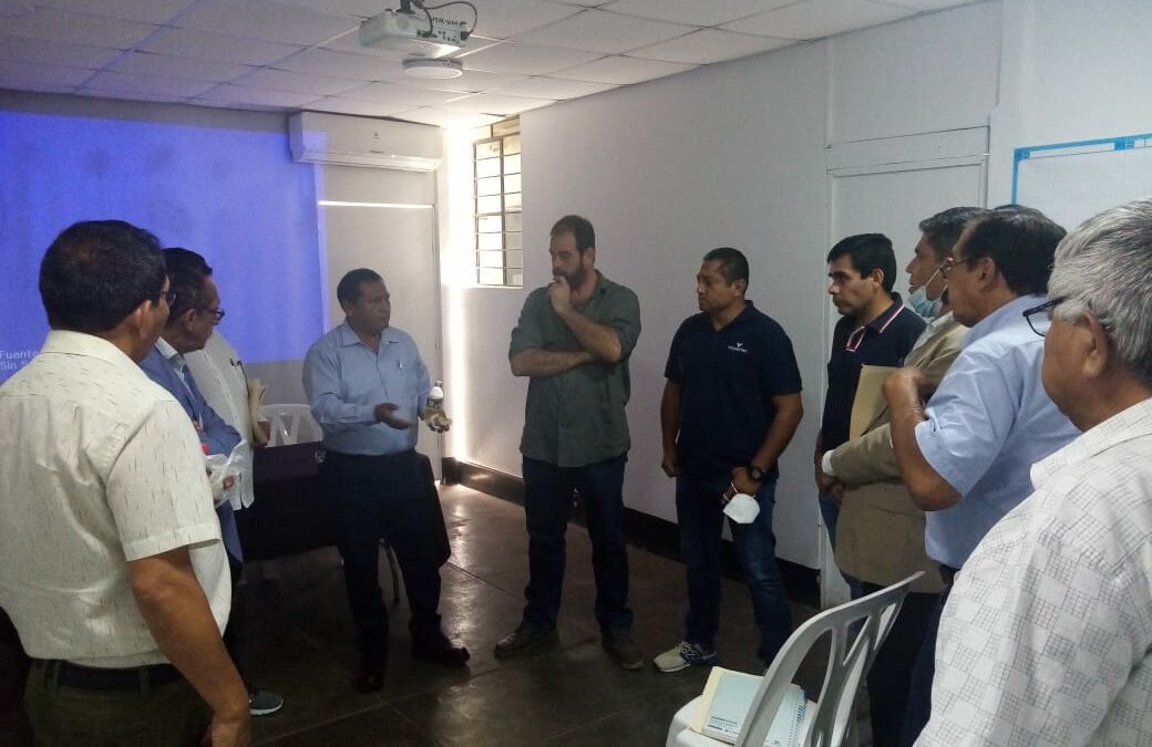 Alcaldes electos y agroexportadoras de la provincia de Ica abordan desafíos de agua y saneamiento